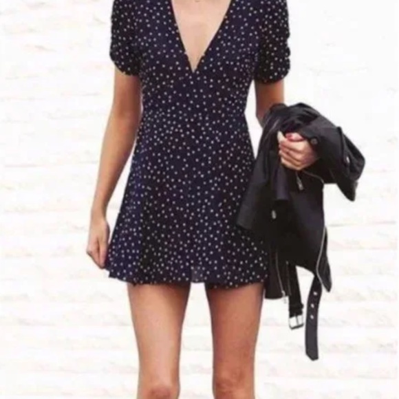 Réalisation Par The Ozzie Dress in Navy Star | Size XS NWT - Picture 2 of 5